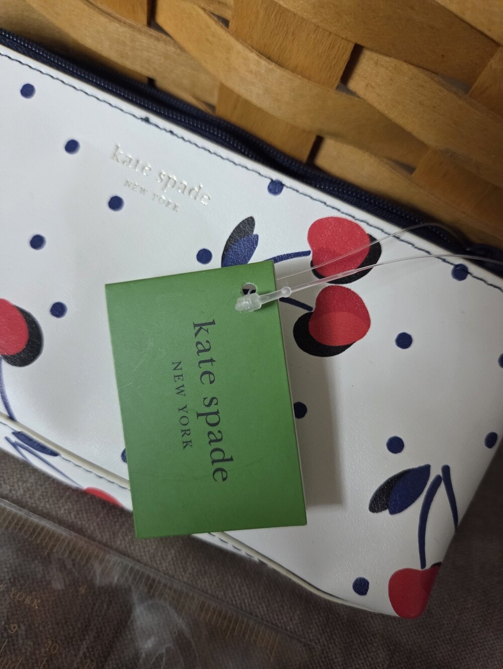 NWT Kate spade White Cherry Print Pencil Pouch with accessories - Picture 2 of 11